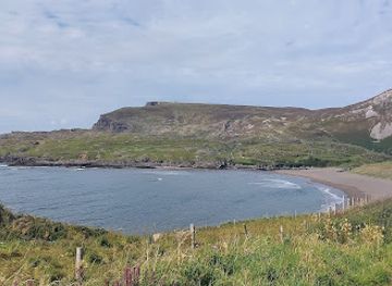 ireland/slieve-league-cliffs/landmark/glencolumbkille-folk-village