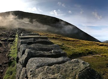 ireland/mourne-mountains/landmark/slieve-donard