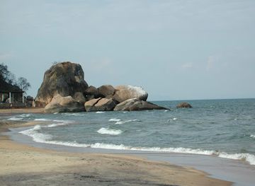 malawi/central-region/landmark/senga-bay