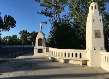 idaho/boise/north-end/landmark/capitol-boulevard-memorial-bridge