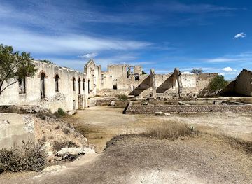 mexico/bajio/landmark/mina-cinco-senores