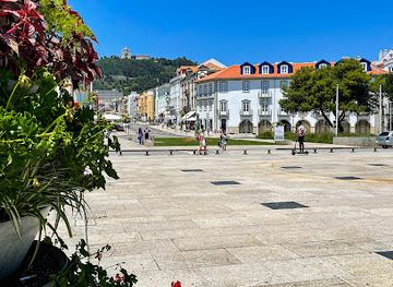 portugal/viana-do-castelo/landmark/praca-da-liberdade