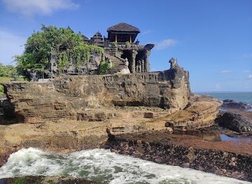 indonesia/kalimantan/landmark/tanah-lot