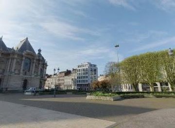 belgium/kortrijk/landmark/pl-de-la-republique