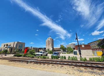 illinois/rockford/landmark/the-standard