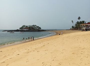 liberia/western-region/landmark/lakka-beach