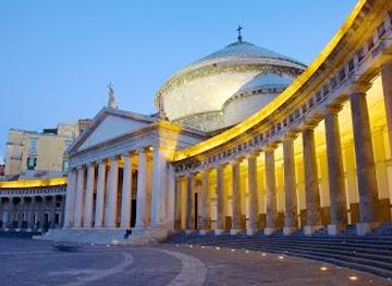 italy/amalfi/landmark/piazza-del-plebiscito