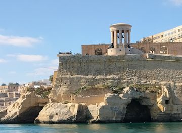 malta/sliema/landmark/malta-sightseeing-hop-on-hop-off-south-tour