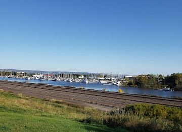 wisconsin/great-river-road/landmark/wisconsin-state-historical-marker-15-old-stockade-site