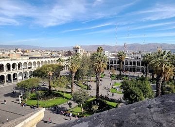 peru/arequipa/yanahuara/landmark/plaza-de-armas-arequipa