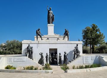 cyprus/tylliria-region/landmark/the-liberty-monument