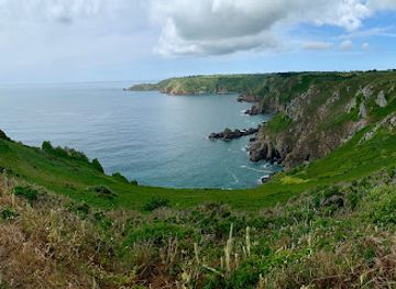 guernsey/st-martin/landmark/saints-bay-harbour