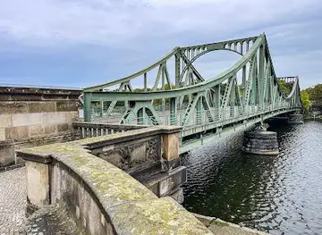 Glienicker Brücke