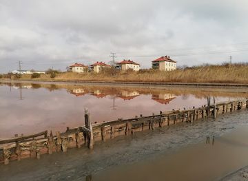 bulgaria/burgas-region/landmark/burgas-salt-pans