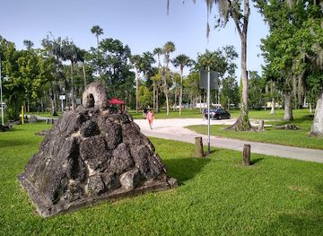florida/daytona-beach/landmark/tuscawilla-park