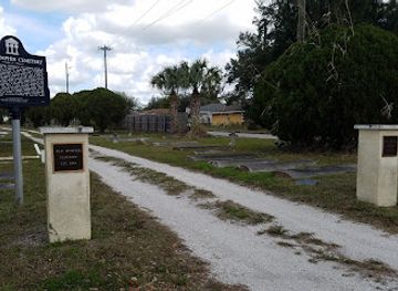 florida/southeast-florida/landmark/old-memphis-cemetery-historical-marker