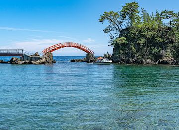 japan/sado/landmark/yajima-kyojima