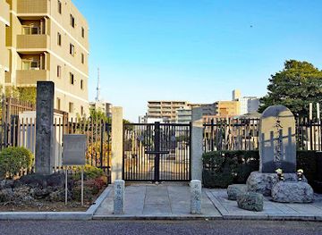 japan/tokyo/landmark/cenotaph-for-the-tokyo-raid