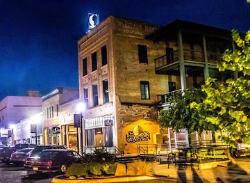 arkansas/texarkana/landmark/silvermoon-on-broad