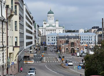 finland/helsinki/landmark/memorial-to-the-royal-artillery-regiment-of-finland