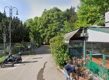 italy/milan/porta-venezia/landmark/entrata-parco-ai-bastioni