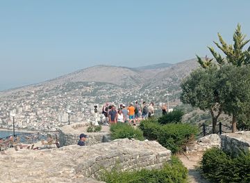 albania/saranda/landmark/saranda-jeep