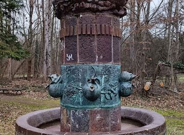 germany/leipzig/connewitz/landmark/froschbrunnen