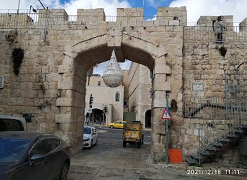 israel/jerusalem/city-center/landmark/new-gate