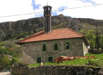 bosnia-and-herzegovina/livno-canton/landmark/dzamija-zavra