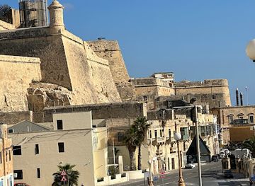 malta/valletta/landmark/thomas-fremantle-memorial