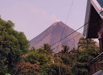 philippines/legazpi/landmark/1st-colonial-grill