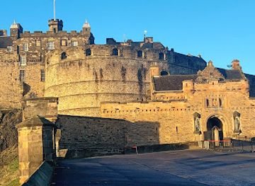 united-kingdom/edinburgh/landmark/edinburgh-castle