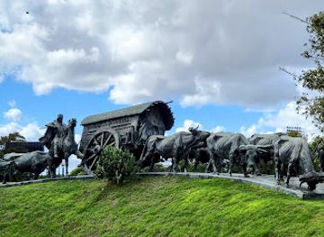 uruguay/montevideo/carrasco/landmark/carreta-monument