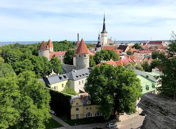 estonia/laane-viru-county/landmark/toompea