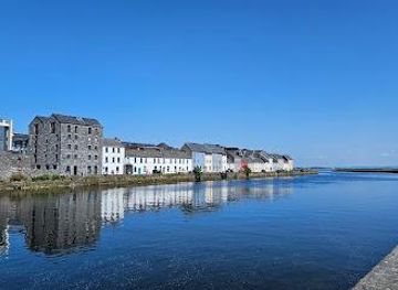 ireland/ennis/landmark/the-long-walk