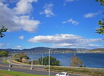 australia/hobart/landmark/tasman-bridge
