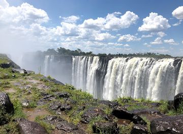 zambia/batoka-gorge/landmark/guided-tour-of-victoria-falls