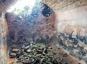 Wall Cistern