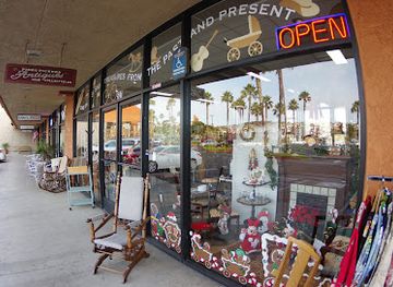 california/pismo-beach/landmark/pismo-pickers-antiques-collectibles