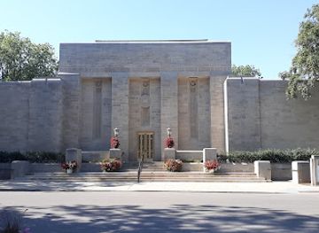 indiana/bloomington/landmark/the-lilly-library