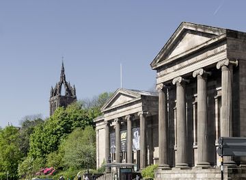 united-kingdom/renfrewshire/landmark/paisley-museum-art-gallery