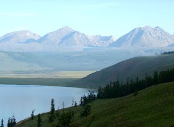 mongolia/khuvsgul-lake/landmark/wooden-cord-island