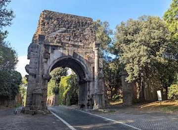italy/rome/landmark/arch-of-drusus