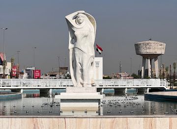 iraq/baghdad/landmark/tahrir-monument