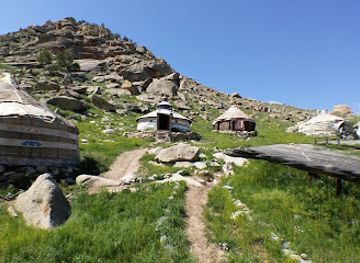 mongolia/bogd-khan-mountain/landmark/chinggis-khaan-statue-complex