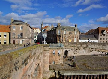 united-kingdom/berwickshire/landmark/berwick-bridge