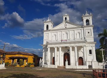 el-salvador/suchitoto/landmark/casa-de-la-abuela-petit-hotel