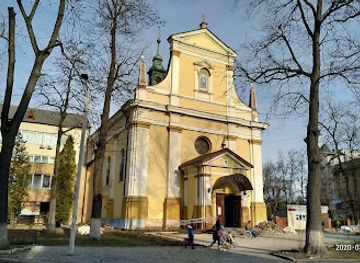 ukraine/ivano-frankivsk/landmark/kafedralnyy-svyato-troyitskyy-sobor-pravoslavnoyi-tserkvy-ukrayiny