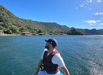 el-salvador/santa-ana/lake-coatepeque/landmark/lago-coatepeque