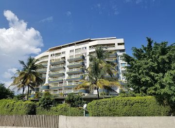 gabon/estuary-province/landmark/les-terrasses-de-l-estuaire